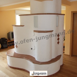 Kachelofen mit keramischen Zügen in Geseke