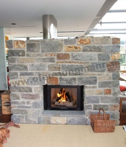 Kachelöfen oder Kamine mit Aufsatzwasserwärmetauscher, Wassertechnik