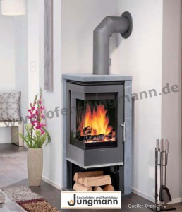 Oranier Kaminofen Corner mit Sandstein